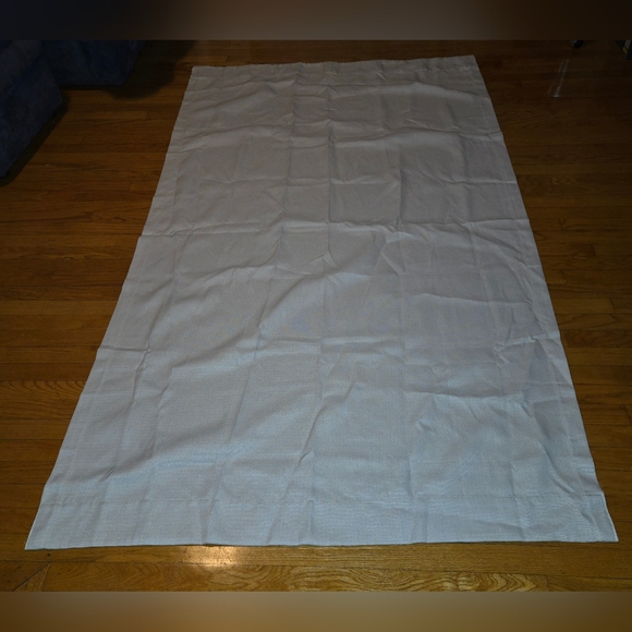 Table Cloth - Picture 4 of 4